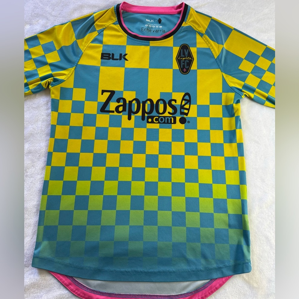 BLK Echavarría las Vegas light Checkered Blue and Yellow Shirt⭐️